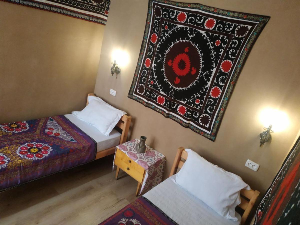 Azaliya Hostel Samarkand Eksteriør bilde