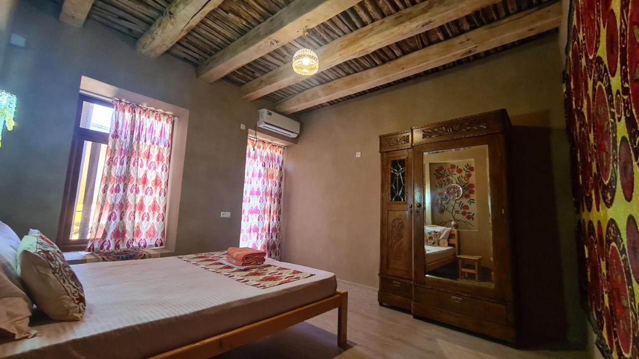 Azaliya Hostel Samarkand Eksteriør bilde